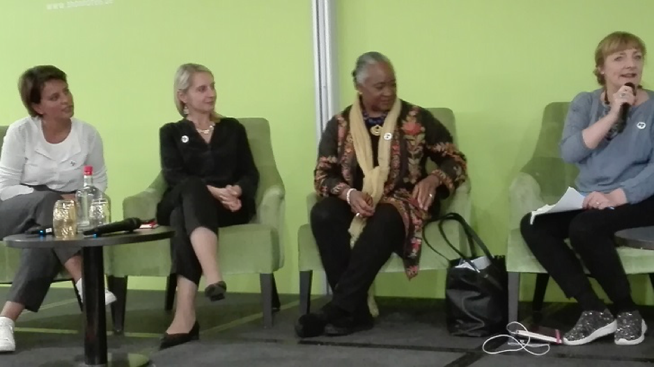 1) Asistentes del acto público 2) Najat Vallaud-Belkacen 3) Izda a Dcha: Najat Vallaud, Monika Ladmanová, Barbara Hendricks y Joana Maycock 4) Ana Sofia Fernandes. Viceprsidenta EWL.